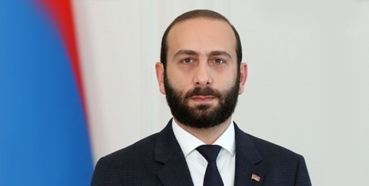 وزیر خارجه ارمنستان: آماده حل مشکلات با باکو هستیم