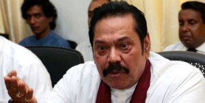 به دنبال تداوم اعتراض‌های مردمی به عملکرد ضعیف اقتصادی نخست وزیر سریلانکا، وی از این سمت استعفا داد.