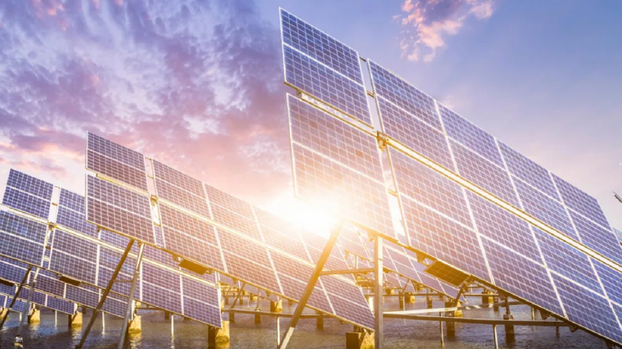 دانشمندان در تلاش اند توانایی‌های فناوری پنل‌های خورشیدی را افزایش دهند.