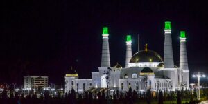 رئیس جمهور ترکمنستان گفت: دولت این کشور رعایت دقیق حقوق و آزادی‌های شهروندان را بر اساس قانون اساسی تضمین می‌کند.