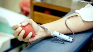 رشد بیش از ۵۰ درصدی اهدای خون تهرانی‌ها در رمضان ۱۴۰۱