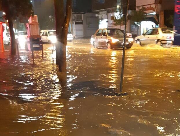 سیلاب برخی مناطق خواف خراسان رضوی را در برگرفت