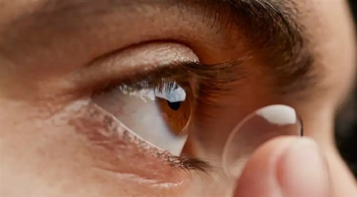 محققان لنز‌های تماسی هوشمندی ساخته‌اند که می‌تواند فشار داخل چشم را کنترل و در صورت لزوم دارو‌های درمان گلوکوم را به بیماران تزریق کند.