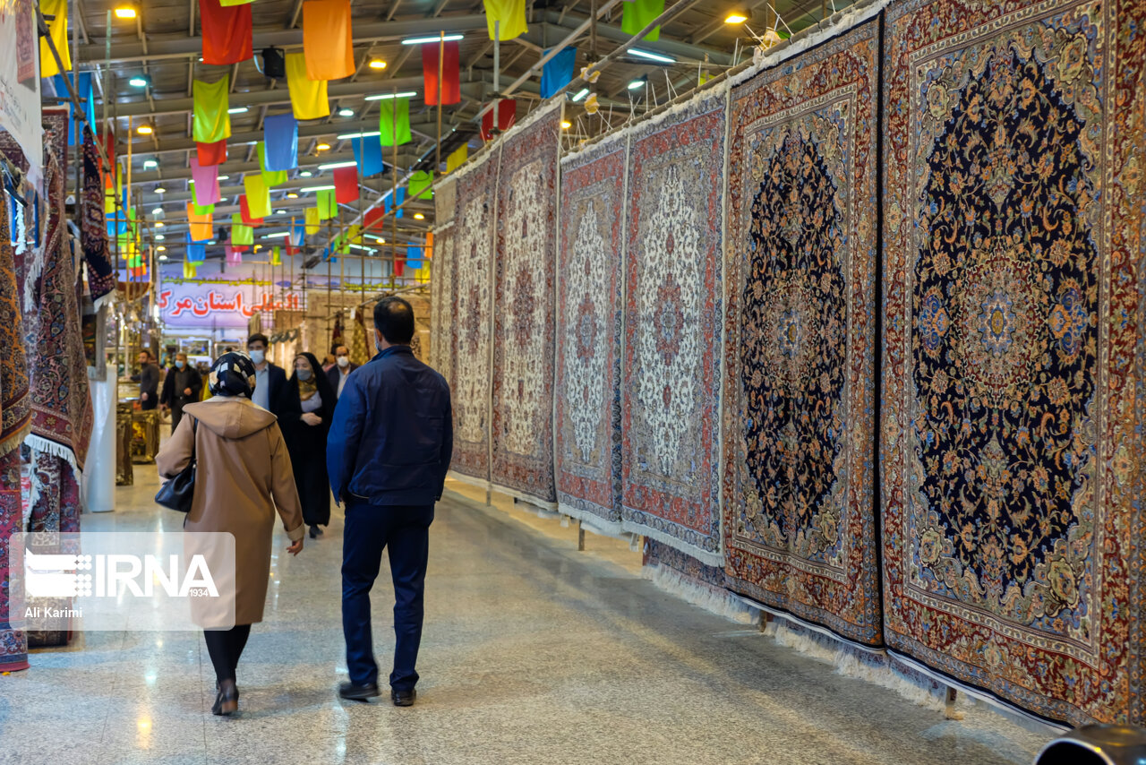 مدیرکل صنایع نساجی وزارت صنعت: فرش ماشینی رتبه پنجم صادرات ایران دارد