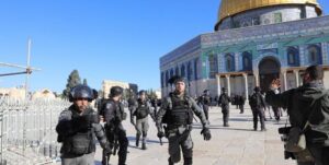 منابع خبری فلسطینی گفتند که رژیم صهیونیستی روز سه‌شنبه از پخش اذان عشا در مسجدالاقصی جلوگیری کرد.