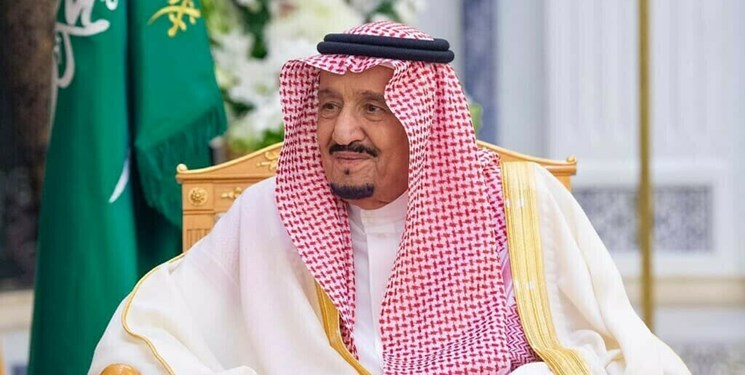 منابع خبری گزارش کردند که پادشاه  هشتاد و شش ساله عربستان سعودی به توصیه پزشکان در بیمارستان خواهد ماند.