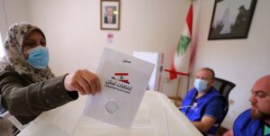 وزیر خارجه لبنان در کنفرانسی مطبوعاتی آمار مربوط به مشارکت لبنانی‌های مقیم خارج در مرحله اول انتخابات این کشور را اعلام کرد.