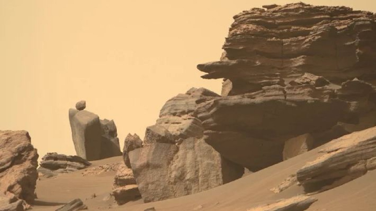 مریخ نورد استقامت ناسا تصاویر جدید و شگفت‌انگیزی از مناظر صخره‌ای این منطقه را به زمین مخابره کرد.