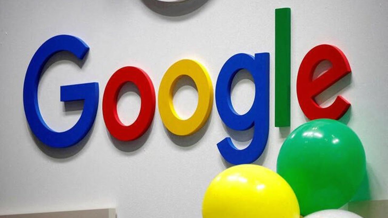 از نظر ناظر رقابت ایتالیایی، گوگل در مورد قابلیت حمل داده‌ها سوءاستفاده‌هایی انجام می‌دهد، به همین دلیل فعالیت‌های این شرکت مورد بررسی قرار گرفته است.