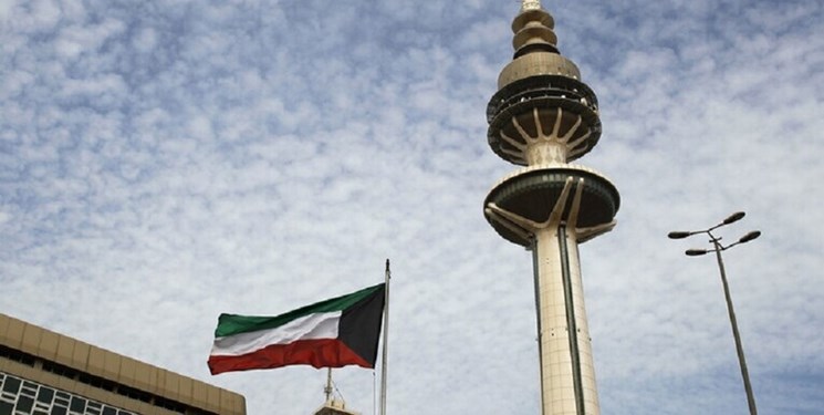 دادستان عمومی کویت اعلام کرد که وزیر دارایی این کشور را به اتهام عدم اخراج یک کارمند مرتبط با رژیم صهیونیستی به دادگاه وزیران احضار کرده است.