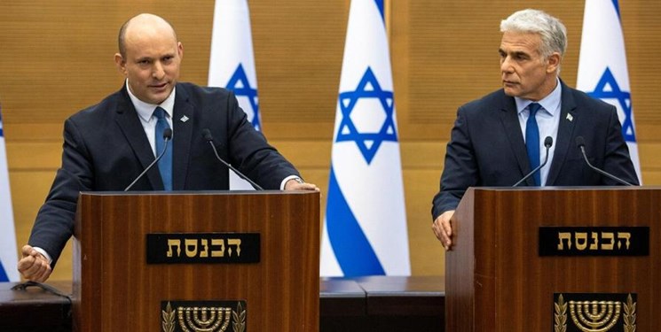 منابع رسانه‌ای عبری از تشدید اختلاف میان سران تل‌آویو و تداوم کشمکش میان نخست‌وزیر پیشین و نخست‌وزیر کنونی رژیم صهیونیستی خبر دادند.
