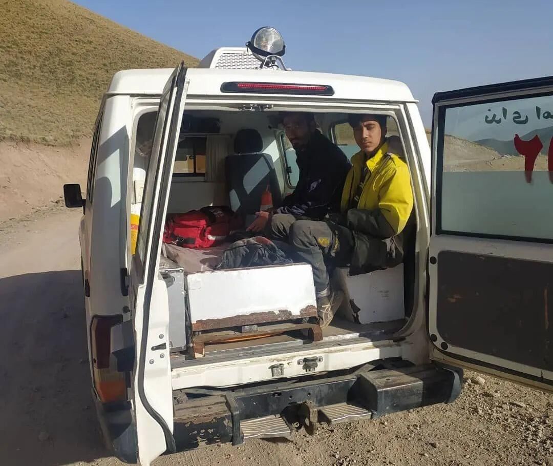 نجات ۲ کوهنورد در دامنه های کوه سبلان