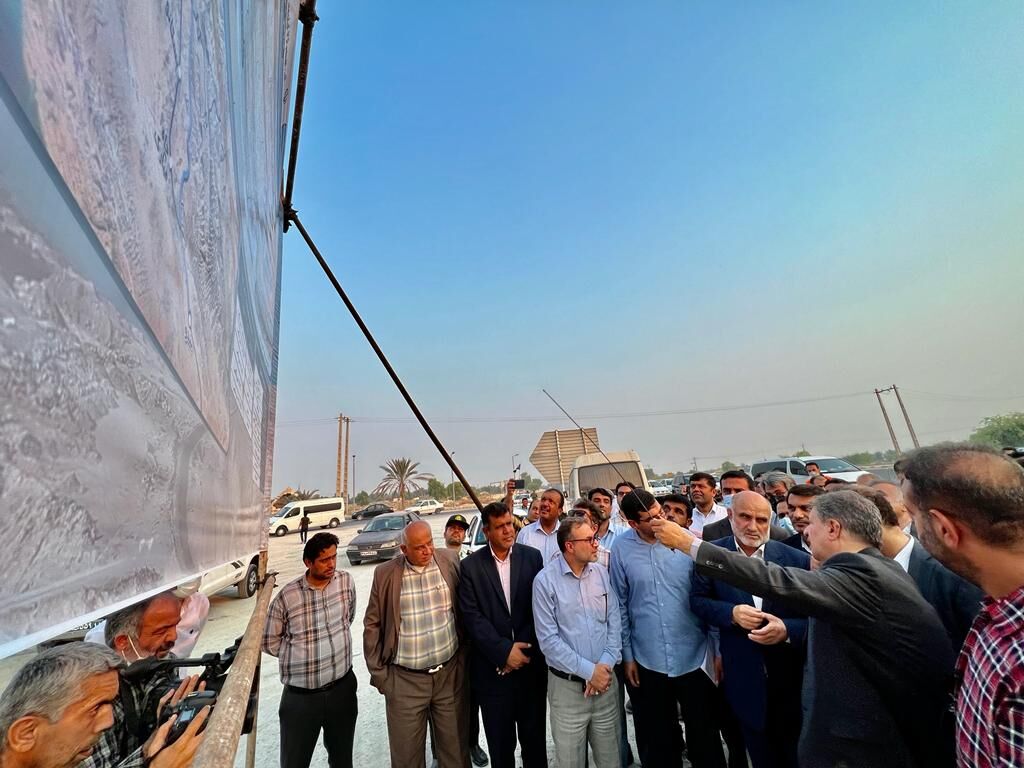 استانداربوشهر: بوشهر به کارگاهی از اجرای پروژه های مختلف تبدیل شده است