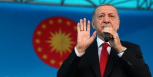 رئیس جمهور ترکیه: یونان از نظر سیاسی، اقتصادی و نظامی با ترکیه برابری نمی‌کند