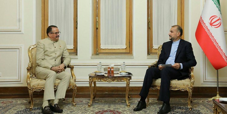 سفیر ونزوئلا در تهران در پایان ماموریتش در جمهوری اسلامی ایران با امیرعبداللهیان دیدار و خداحافظی کرد.