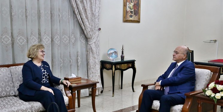 دستیار وزیر امور خارجه آمریکا در امور خاور نزدیک که به عراق سفر کرده است با رئیس جمهور این کشور دیدار کرد.