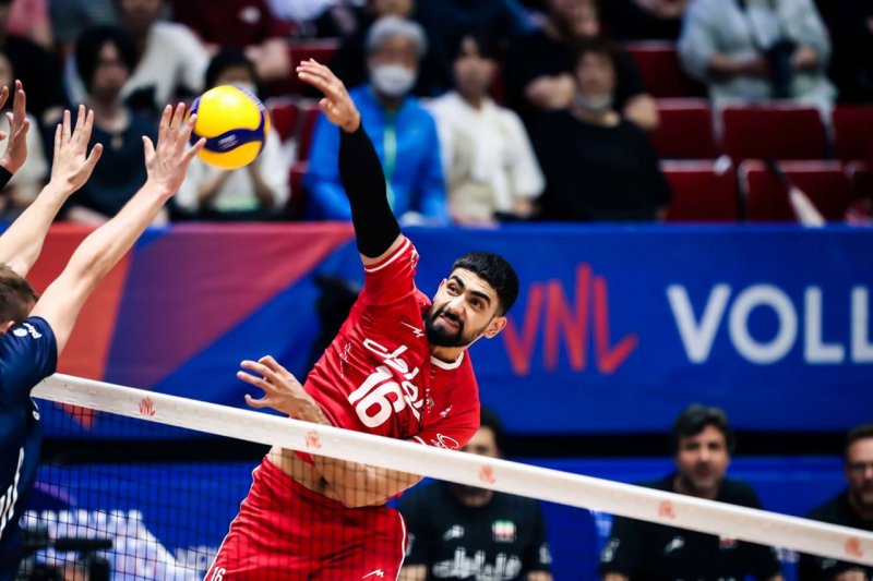 پیروزی تیم والیبال ایران مقابل چین