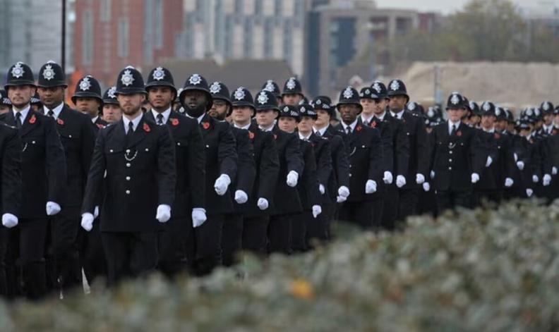 تبعیض علیه متقاضیان سیاه‌پوست استخدام در پلیس انگلیس