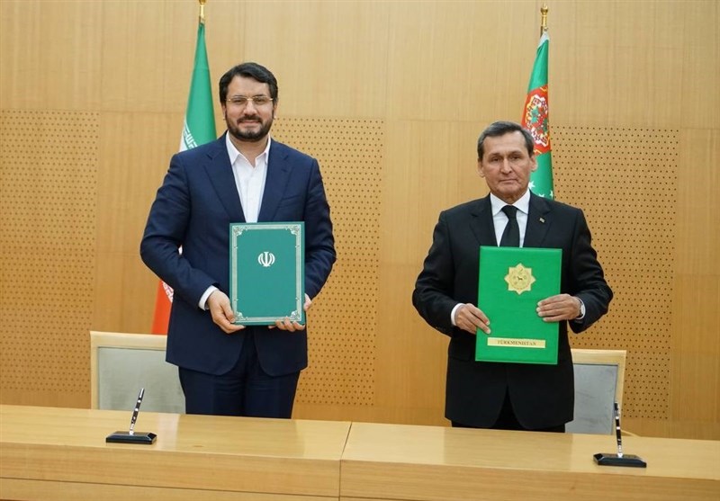 امضای ۲ سند اجرایی به ارزش ۱ میلیارد دلار بین ایران و ترکمنستان و تسویه اصل بدهی گازی تهران به عشق‌آباد
