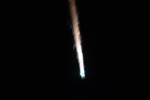 شکار صحنه تماشایی سوختن فضاپیمای روسی