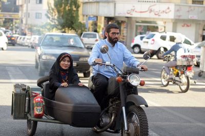 با صدور پروانه نمایش پس از شش سال/ «سلام علیکم حاج آقا» از توقیف درآمد