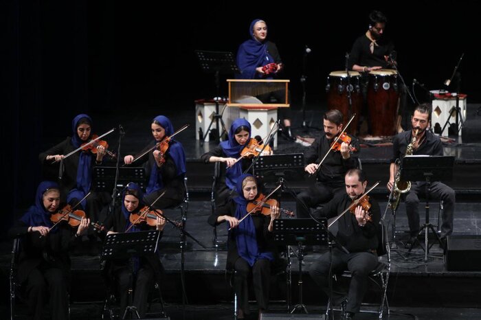 «دور دنیا» در یک کنسرت و ادای احترام به وطن