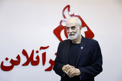 آیدین آغداشلو در «مستندات یکشنبه»، «هولاین در ایران» را بررسی می‌کند