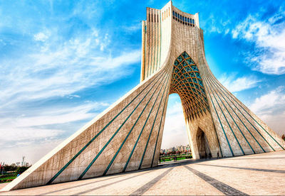 اجرای کنسرت “ماهور تا ماژور” در برج آزادی