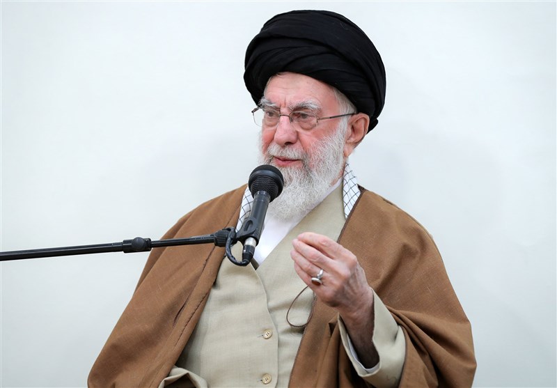 تجلیل امام خامنه‌ای از برنامه‌های قرآنی ماه مبارک رمضان