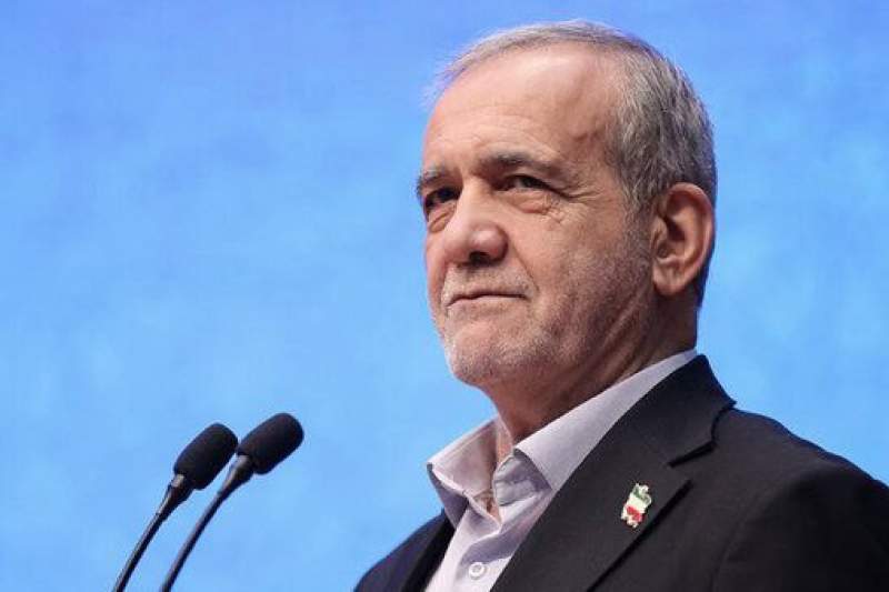 از دستاورد‌های علمی، نظامی و هسته‌ای  کوتاه نخواهیم آمد