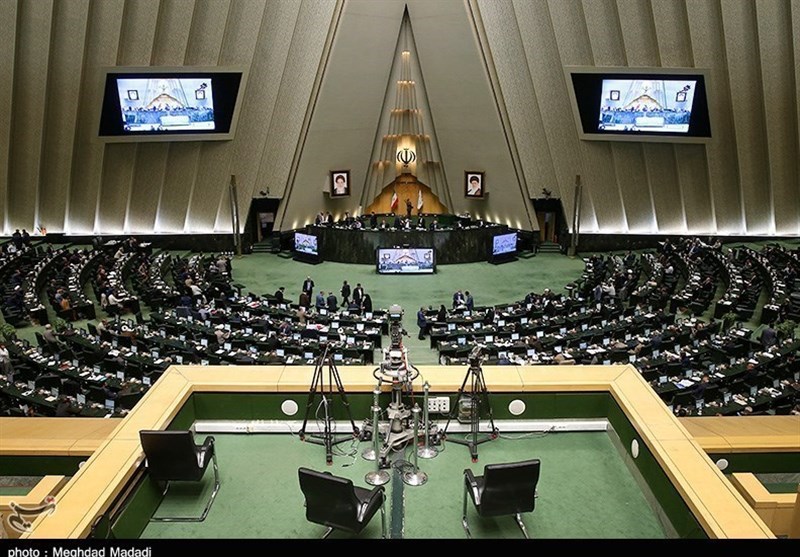 اعلام آمادگی ۶ نماینده برای نواب ریاست مجلس