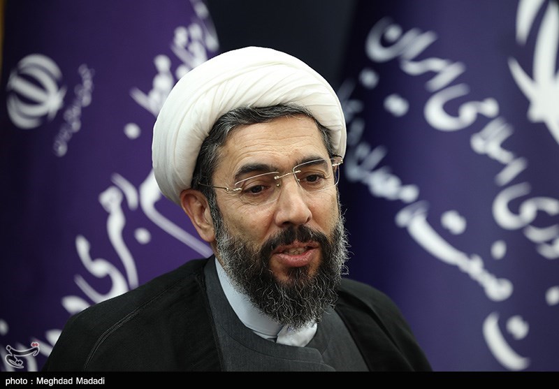 رستمی: حسینی به شورای عالی انقلاب فرهنگی معرفی هم نشد