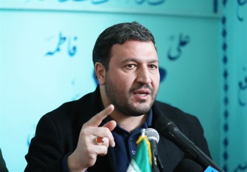 رشیدی: مدنی زاده فهم شرایط اقتصادی را دارد