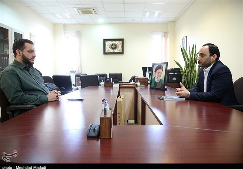 مجوز شهید رئیسی برای حضور سخنگوی دولت بین دانشجویان در ۱۴۰۱