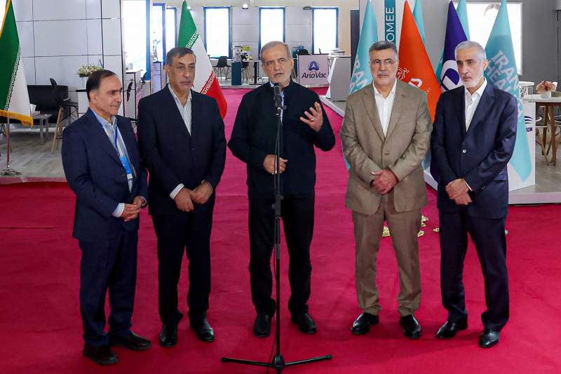 آمریکا و اروپا در جلوگیری از پیشرفت ایران موفق نمی‌شوند